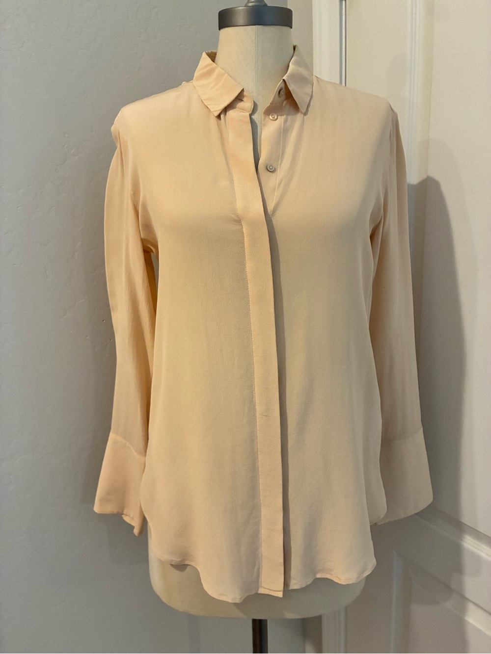 & Other Stories Paris Atelier Cream 100% Silk Concealed Button Blouse Shirt 8